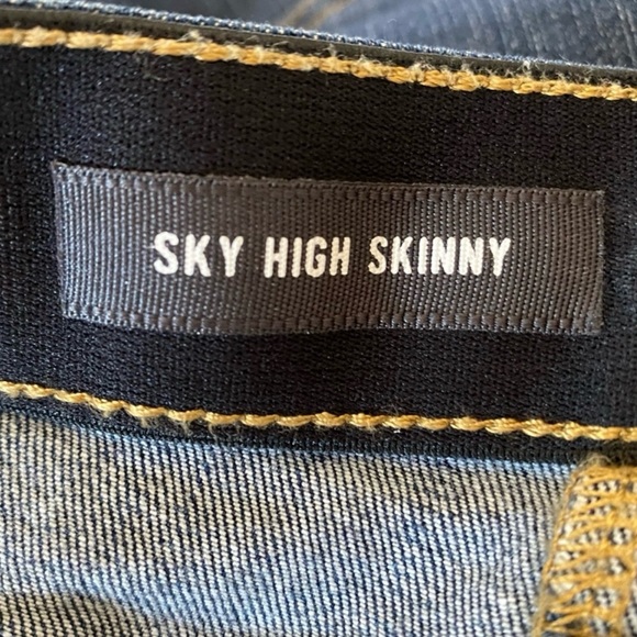 Torrid sky high skinny jeans size 30R - Picture 6 of 7